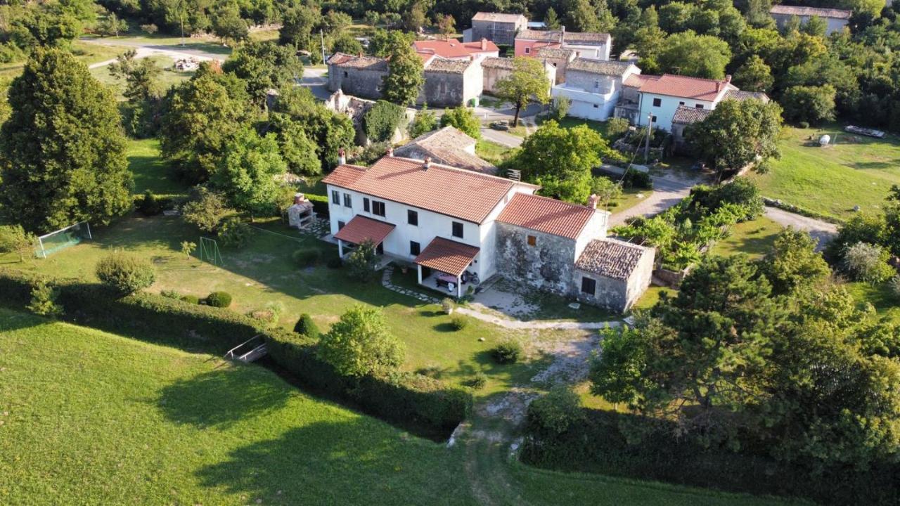 Apartmani Aldo Roč Exterior foto